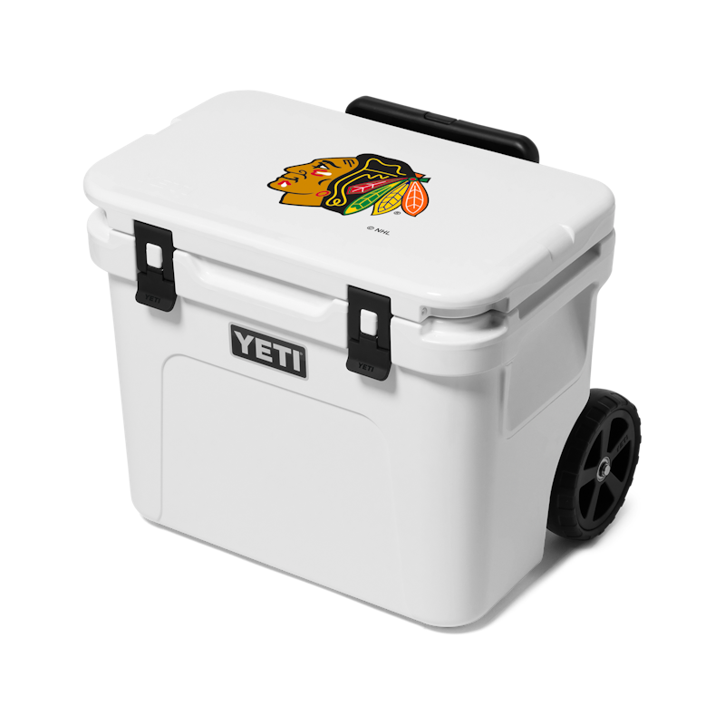 Chicago Blackhawks Roadie® 32 Hard Cooler White