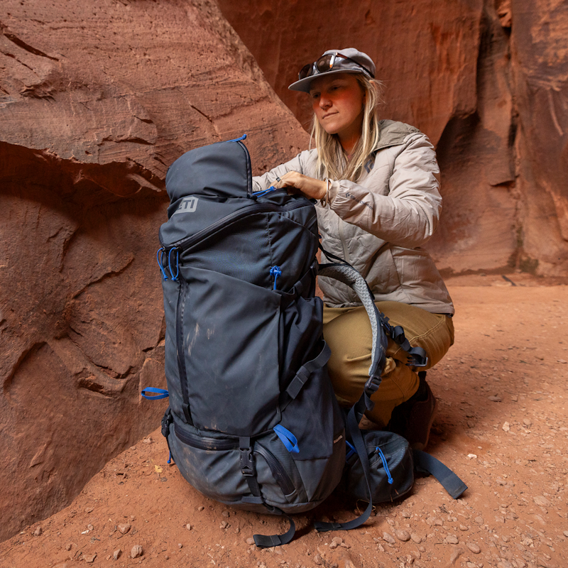 Skala™ 60L Women's Hiking Pack Ridgeline