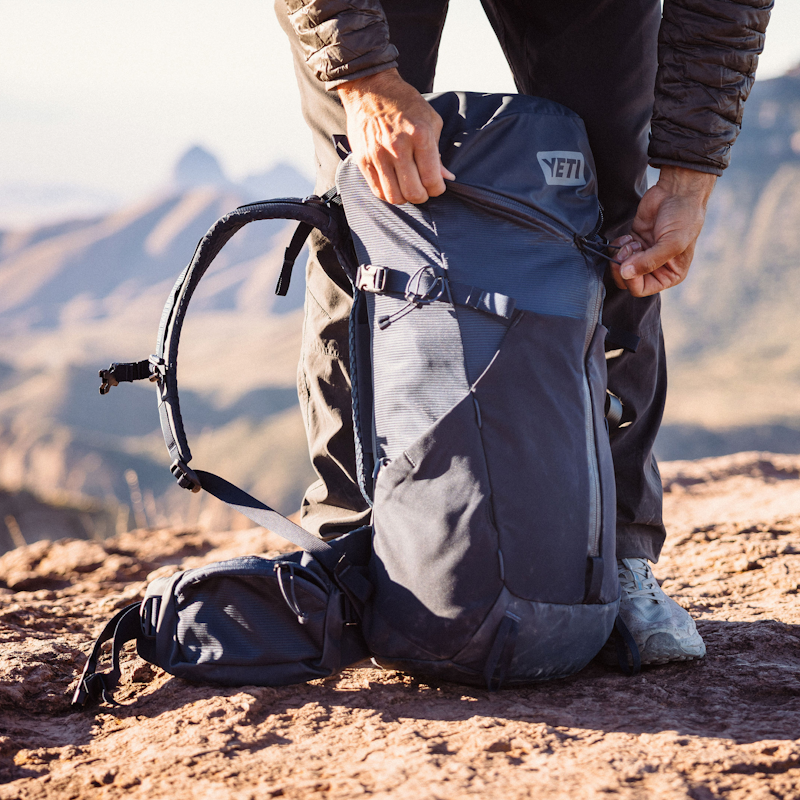 Skala™ 32L Men's Hiking Pack Venom